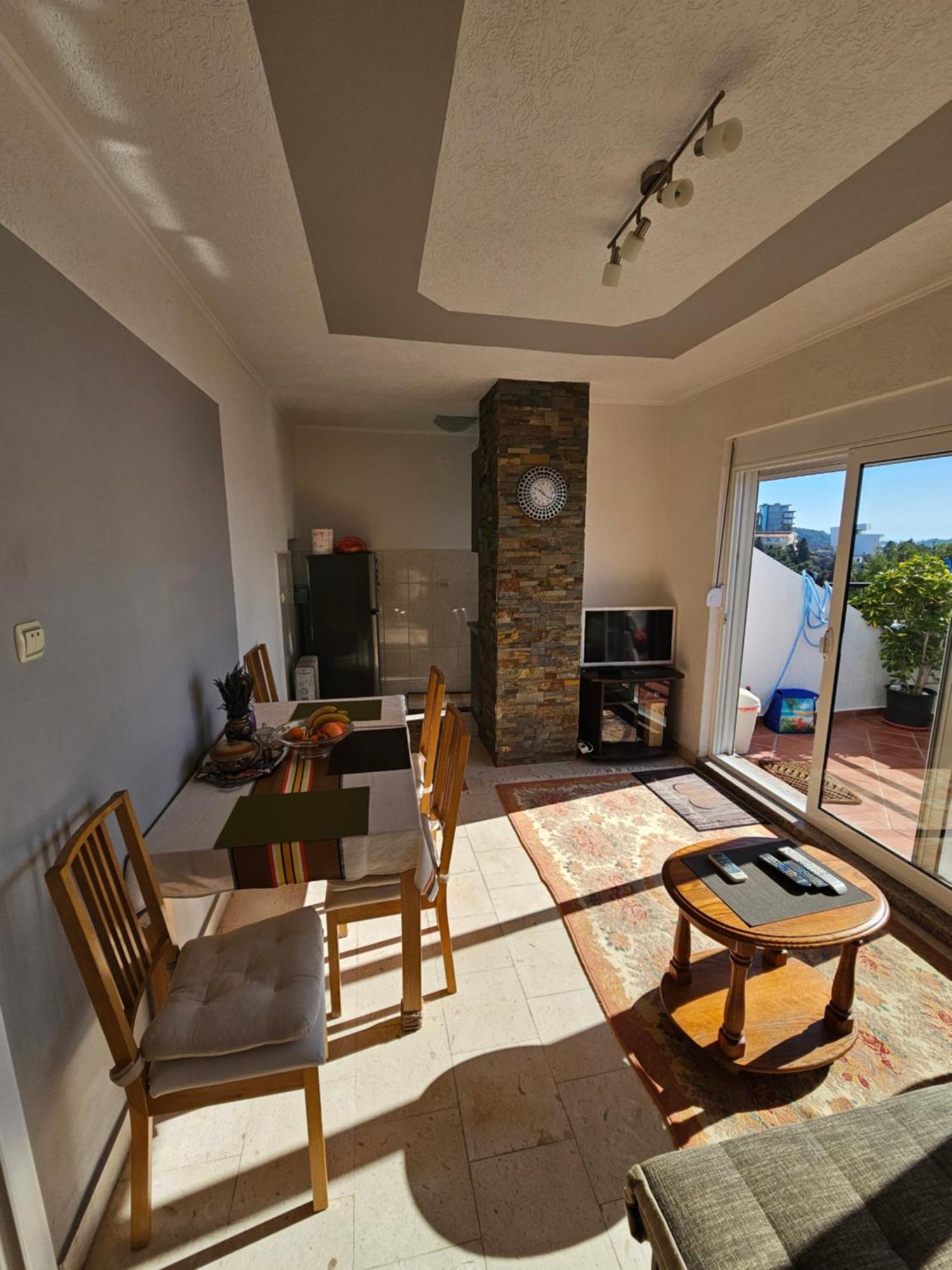 Apartment Ralf Ulcinj Buitenkant foto