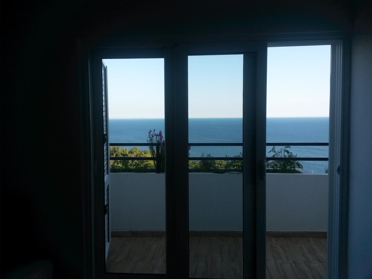 Apartment Ralf Ulcinj Buitenkant foto
